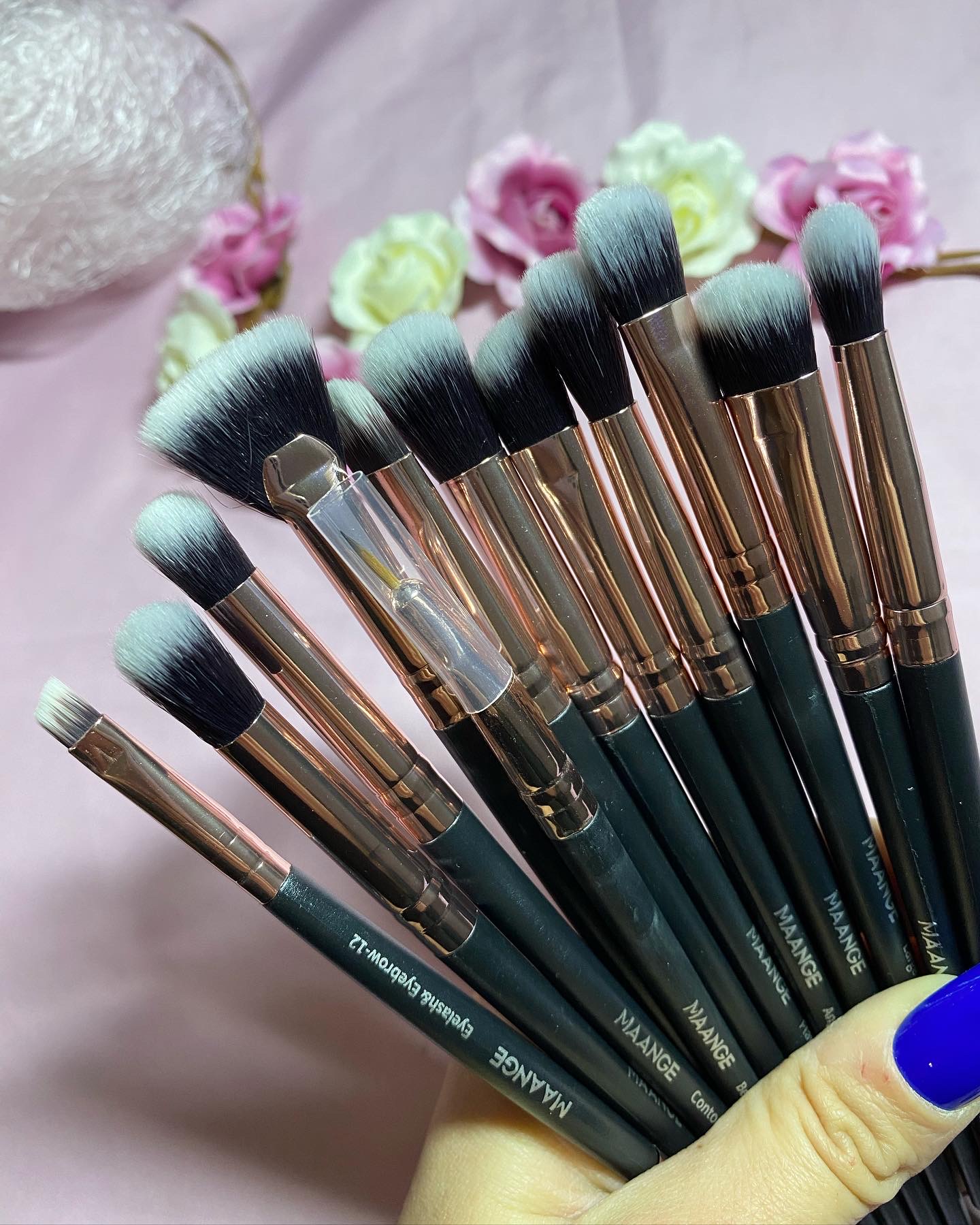 https://helena-webshop.zlaja.live/product-photos/848419f4-50e6-4f47-89ae-6f1fea441534.jpeg