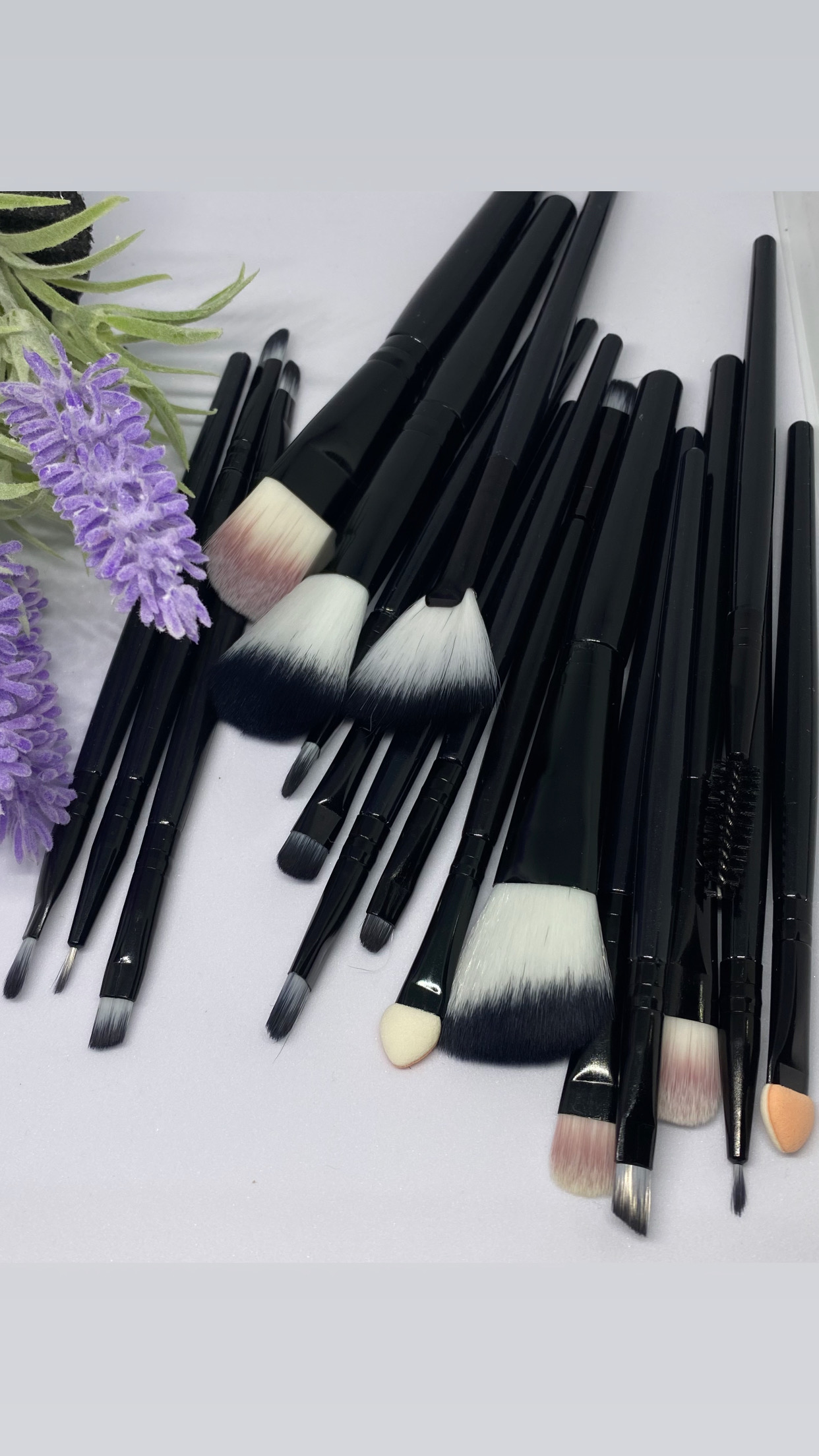 https://helena-webshop.zlaja.live/product-photos/93b0cbd5-f703-4158-b9d3-db983bb13d7b.jpeg