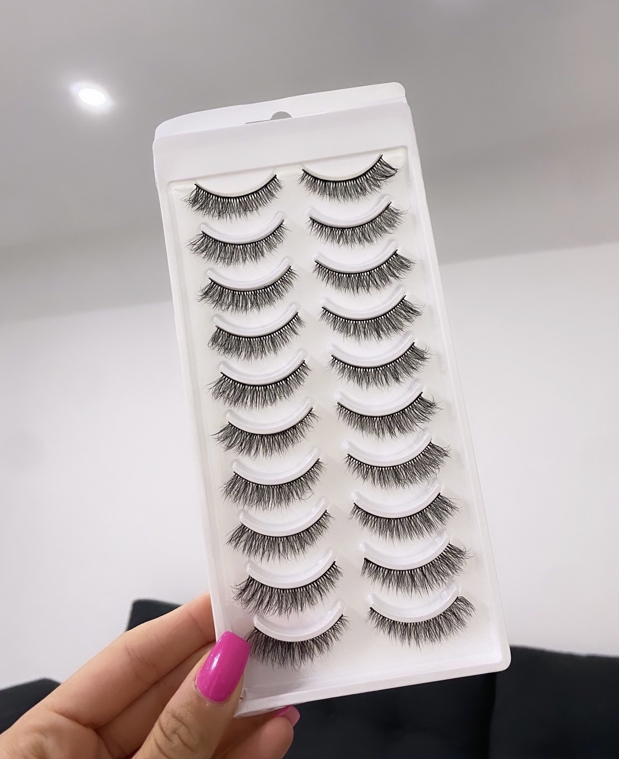 https://helena-webshop.zlaja.live/product-photos/acd03295-c887-4fcc-bcf4-87d4e7de7d04.jpeg