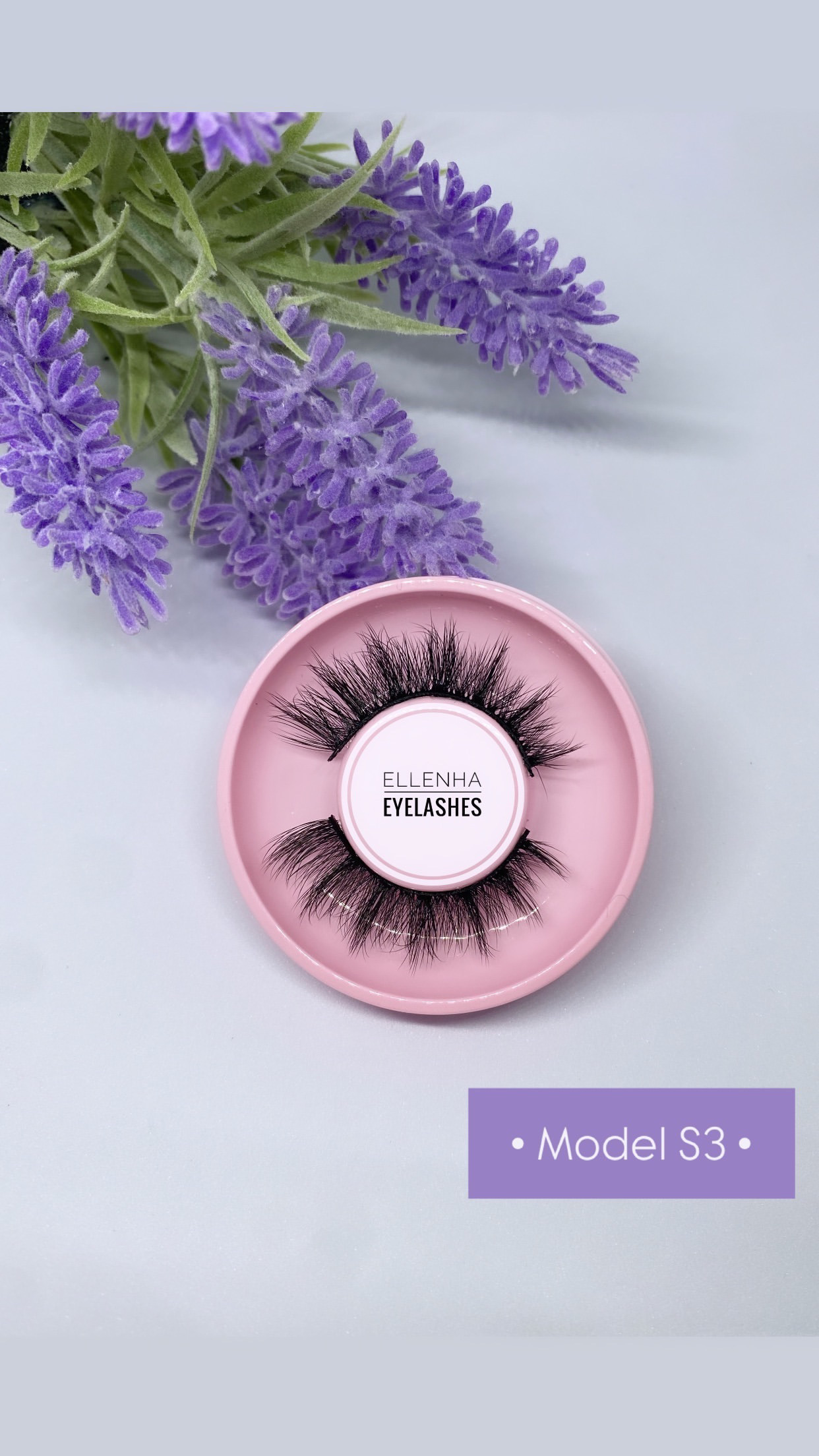 https://helena-webshop.zlaja.live/product-photos/aead4611-8e9b-4c8e-882e-1aa5cc449b2d.jpeg