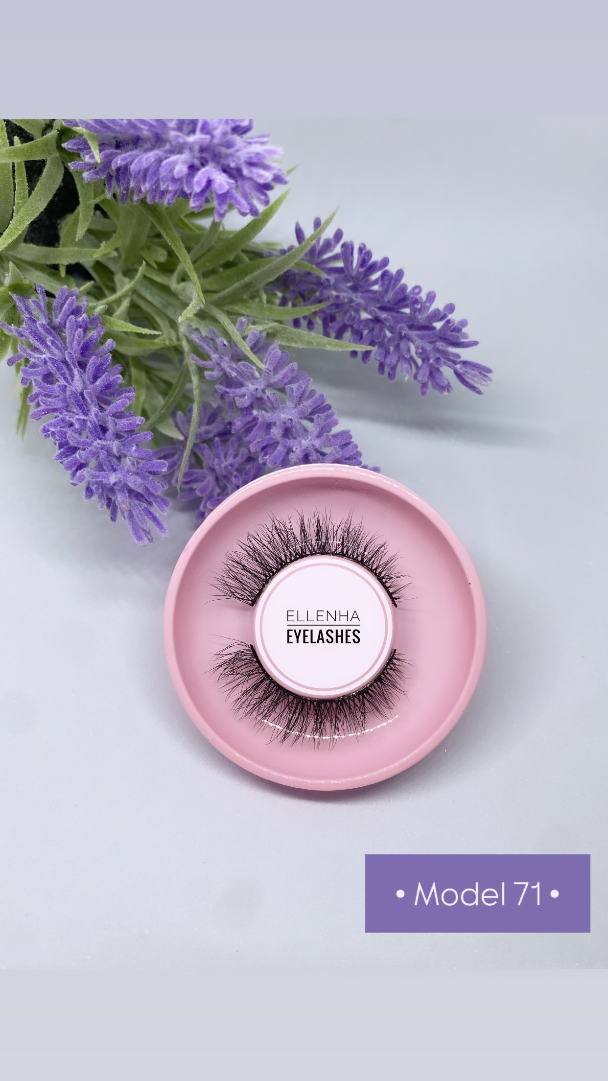 https://helena-webshop.zlaja.live/product-photos/d5b243b8-dc2a-43a0-a962-092ee33f0360.jpeg